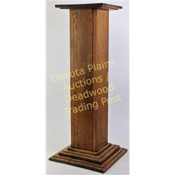 Antique oak pedestal fern stand 31" tall.  Est. 75-175