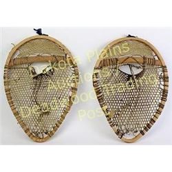 Vintage bearpaw childs snow shoes bentwood frames, sinew lacing, 15" long.  Est. 75-150