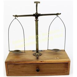 Henry Troemer counter top scale complete and functioning condition.  Est. 75-175