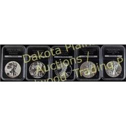5 American Eagle Proof silver dollars. Est. 100-200