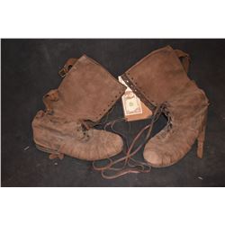 SEASON OF THE WITCH PAIR OF BOOTS MEDIEVEL TIMES