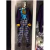 Image 2 : HOT TOYS JOKER ACTION FIGURE W/ CLOTHING & ACCESSORIES
