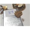Image 3 : Harley Davidson Zippo plus 3 Harley pins