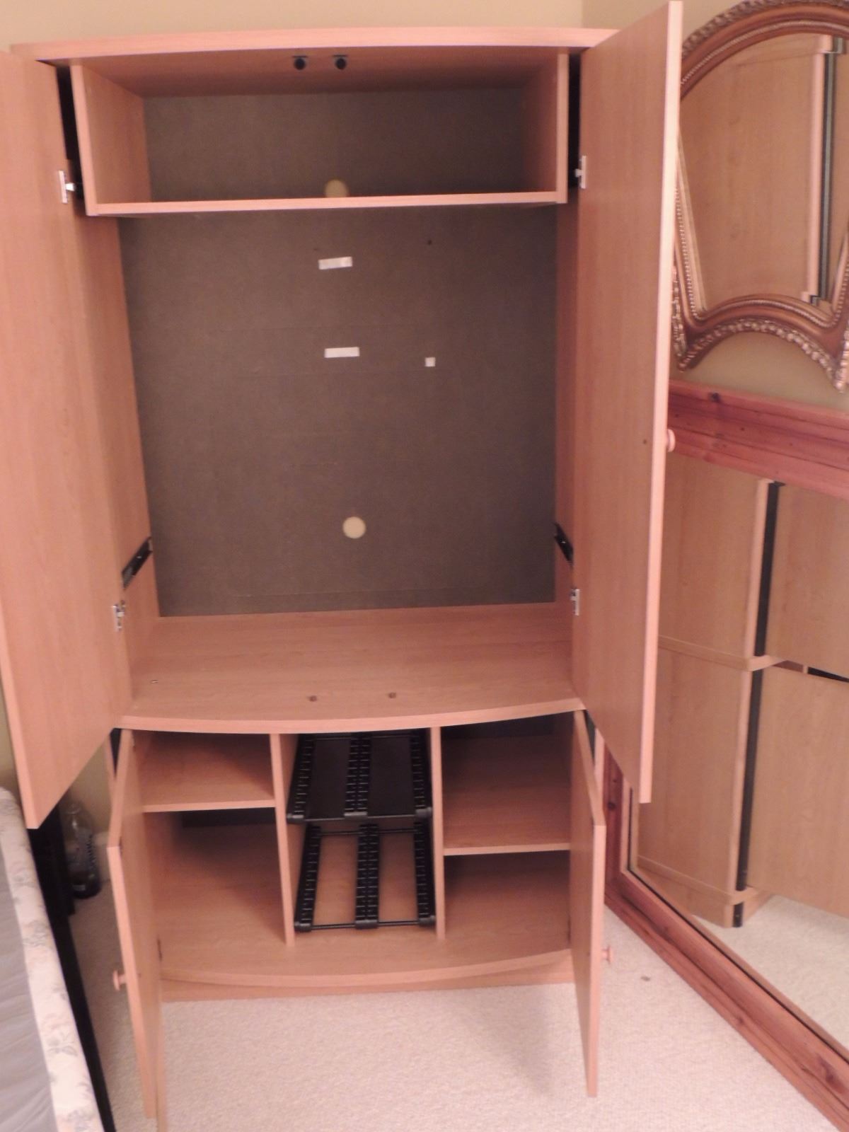 TV/Entertainment Center Armoire 125 to 225