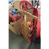 Image 2 : VINTAGE WOOD SLEIGH