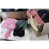 Image 1 : BOX OF BAGS AND GLOVES