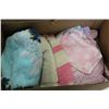Image 3 : BOX OF TOWELS