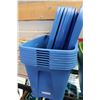 Image 1 : 8 LARGE BLUE TOTES WITH LIDS