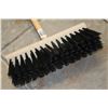 Image 3 : NEW PUSH BROOM