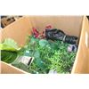 Image 2 : BOX OF AQUARIUM ITEMS