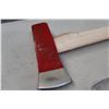 Image 3 : SPLITTING MAUL AND HATCHET