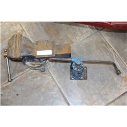 ANVIL AND BOTTLE JACK