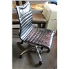Image 2 : ROLLING GAS LIFT OFFICE CHAIR