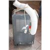 Image 2 : PORTABLE AIR CONDITIONER