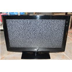 LG 32 INCH LCD TV WITH STAND WORKING