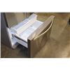 Image 9 : NEW WHIRLPOOL STAINLESS FRENCH DOOR REFRIDGERATOR WITH BOTTOM FREEZER WITH WATER AND ICE, RETAIL $28