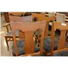 Image 2 : ANTIQUE TIGER OAK DINING TABLE WITH FOUR LEAFS AND SIX T-BACK CHAIRS