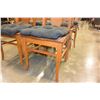 Image 3 : ANTIQUE TIGER OAK DINING TABLE WITH FOUR LEAFS AND SIX T-BACK CHAIRS