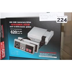 NEW NINTENDO MINI WITH 620 BUILT IN GAMES WITH 2 CONTROLLERS