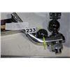 Image 2 : NEW OVERSTOCK MASTERLOCK STAINLESS STEEL 4 INCH DROP 2 INCH RISE 6000 LB HITCH WITH INTERCHANGEABLE 