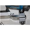 Image 2 : NEW OVERSTOCK MASTERLOCK STAINLESS STEEL 4 INCH DROP 2 INCH RISE 6000 LB HITCH WITH 2 INCH INTERCHAN