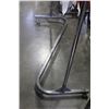 Image 2 : METAL ROLLING CLOTHING RACK