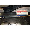 Image 2 : 2 POOL CUES AND BUMPER BALLS