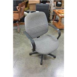 GREY ROLLING OFFICE CHAIR