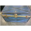 Image 2 : BLUE STORAGE TRUNK WITH TRAY