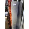 Image 1 : 5X8 GREY WOOL AREA CARPET
