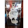 Image 1 : CASED RABBIT FIGURE