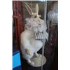 Image 3 : CASED RABBIT FIGURE
