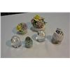 Image 1 : CHINA FLORALS AND ART GLASS PAPER WEIGHTS