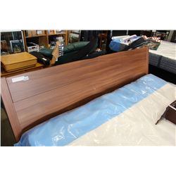 MODERN KINGSIZE IKEA BEDFRAME