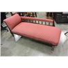 Image 1 : RED CHAISE LOUNGE
