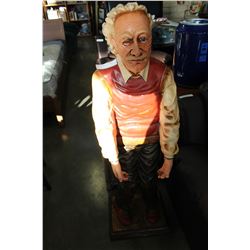 4 FOOT SIGN HOLDING FIGURE
