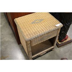 WICKER 1 DRAWER END TABLE