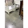 Image 1 : DECORATIVE METAL CANDLE STAND