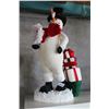 Image 1 : CHRISTMAS SNOWMAN FIGURE AND PRESENT FIGURE