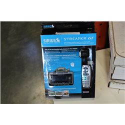 NEW OVERSTOCK SIRIUS SATELLITE RADIO STREAMER GT SATELLITE RADIO RECIEVER AND VEHICLE KIT WITH HOME 