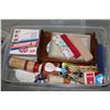 Image 3 : 2 TOTES OF COLLECTIBLES
