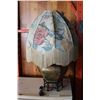 Image 1 : EASTERN TABLE LAMP