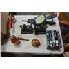 Image 2 : DOME CLOCK AND VINTAGE COLLECTIBLES