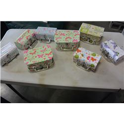LOT OF SMALL CASES