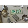 Image 2 : CINTAGE METALWARE FLASHLIGHT AND SASKATOON 74 LICENSE PLATE