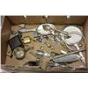 Image 4 : CINTAGE METALWARE FLASHLIGHT AND SASKATOON 74 LICENSE PLATE