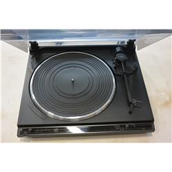 JVC AUTO RETURN TURNTABLE