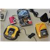 Image 2 : SMALL TOTE OF ELECTRONICS