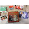 Image 2 : LOT OF COLLECTIBLE COCA COLA TINS