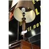 Image 2 : TABLE LAMP AND SMALL MIRROR